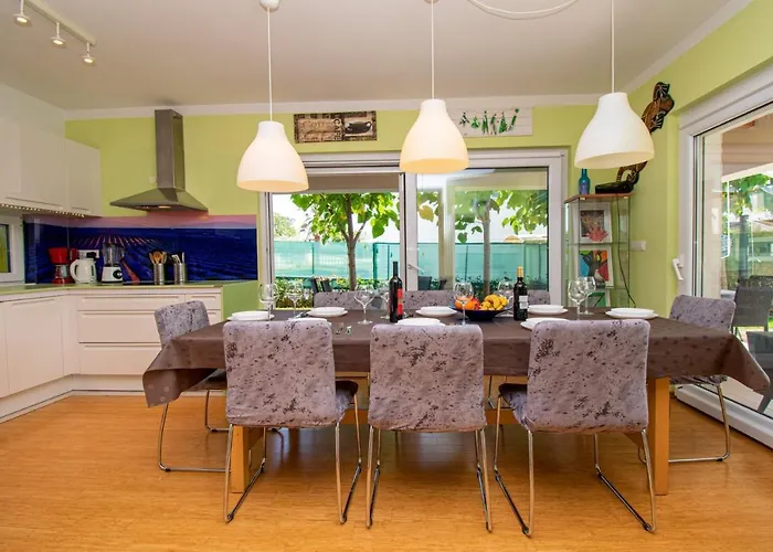 Βίλα Gaya In Porec,istrien By Istrabook *