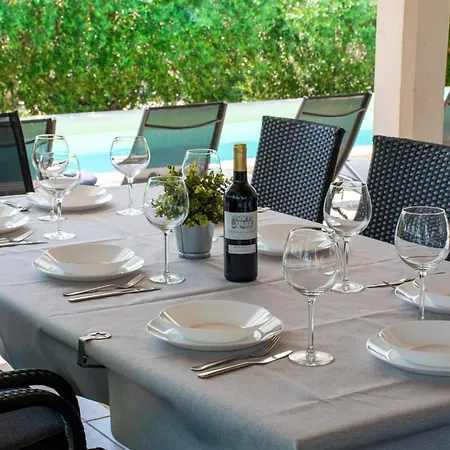 Villa Gaya In Porec,istrien By Istrabook *