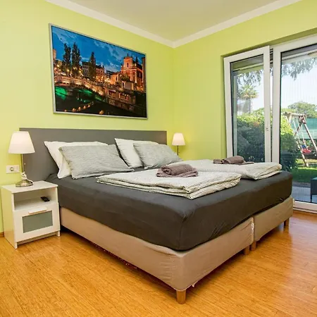 Gaya In Porec,istrien By Istrabook Villa *