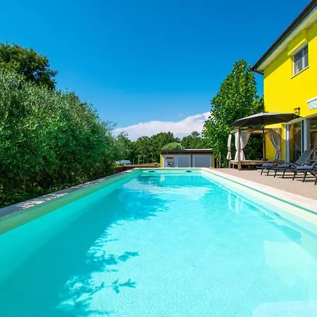 Gaya In Porec,istrien By Istrabook *