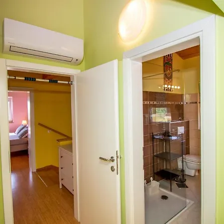 ヴィラ Gaya In Porec,istrien By Istrabook ポレッチ