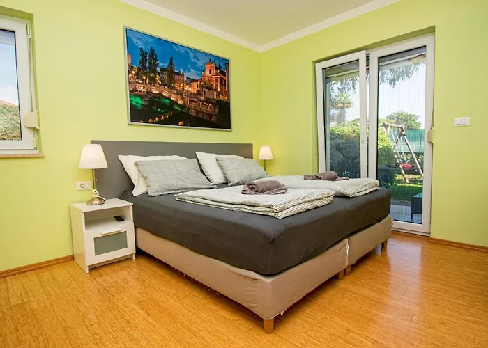 Gaya In Porec,istrien By Istrabook Villa *