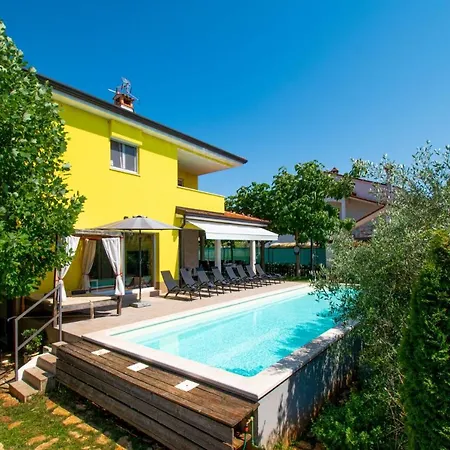 别墅 Gaya In Porec,istrien By Istrabook 波雷奇