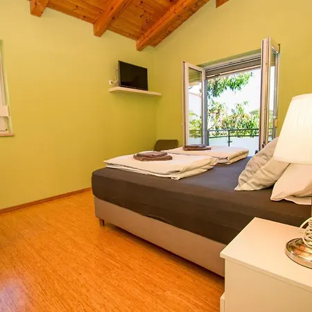 Gaya In Porec,istrien By Istrabook